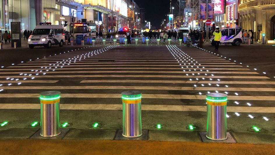 不同场地特性与升降柱选型要点 不同场地特性与升降柱选型要点